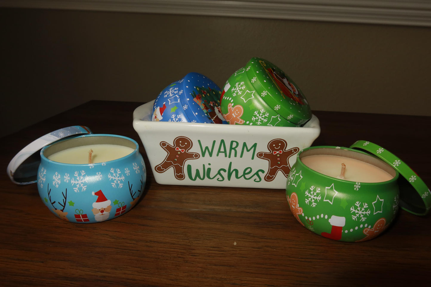 Christmas Mini Candle Tin 6oz, Holiday Scented Gift Candle, Santa & Christmas Tree Tin Candle, Stocking Stuffer Candle